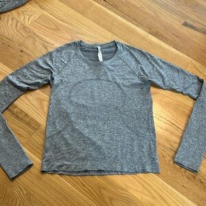 Lululemon swiftly tech long sleeve race length size 8